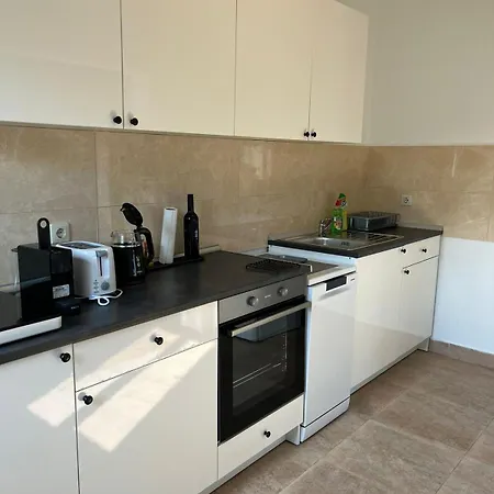 Seaview Bava Apartment *