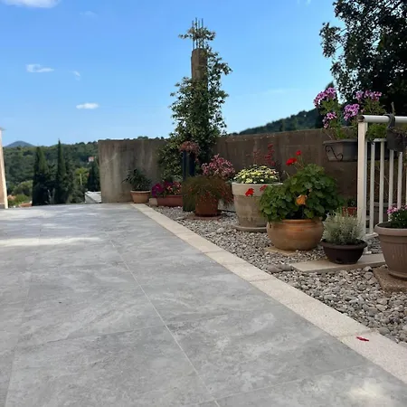 Seaview Bava Апартаменты
